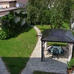 Nette In Garitz Mit Garten Und Terrasse By Interhome Bad Kissingen